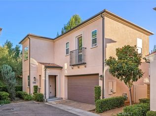 21982 Moveo Dr, Santa Clarita, CA 91350