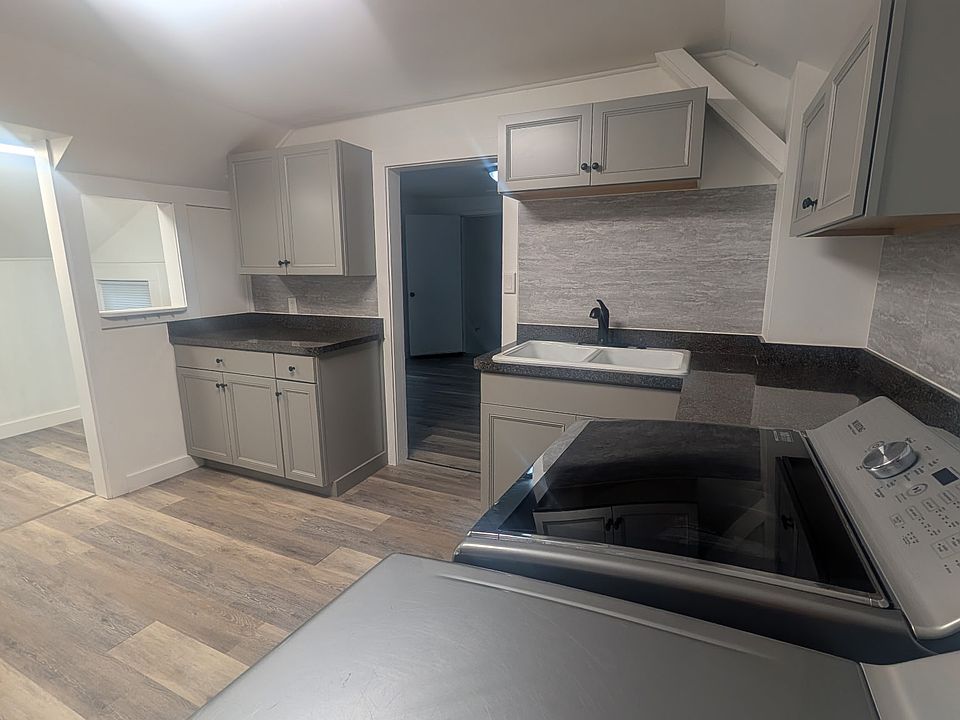 1st image of 67 Walnut St #3