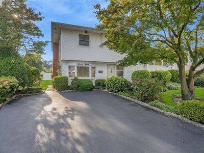 27 Gainsville Dr, Plainview, NY, 11803