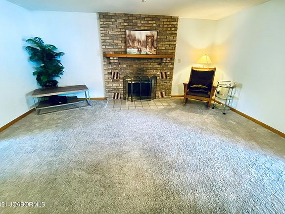 5th image of 1608 Paddlewheel Cir