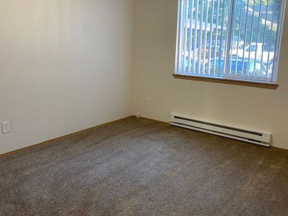 4th image of 7020 NE 100th Ct #2811ee576
