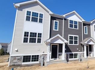 6600 Linden Trl, Wonder Lake, IL 60097