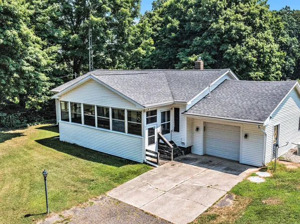 53279 Bent Rd, Marcellus, MI 49067