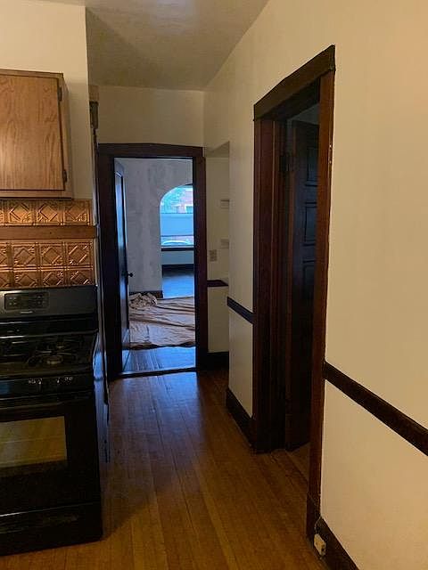 1st image of 3724 N Bell Ave #1