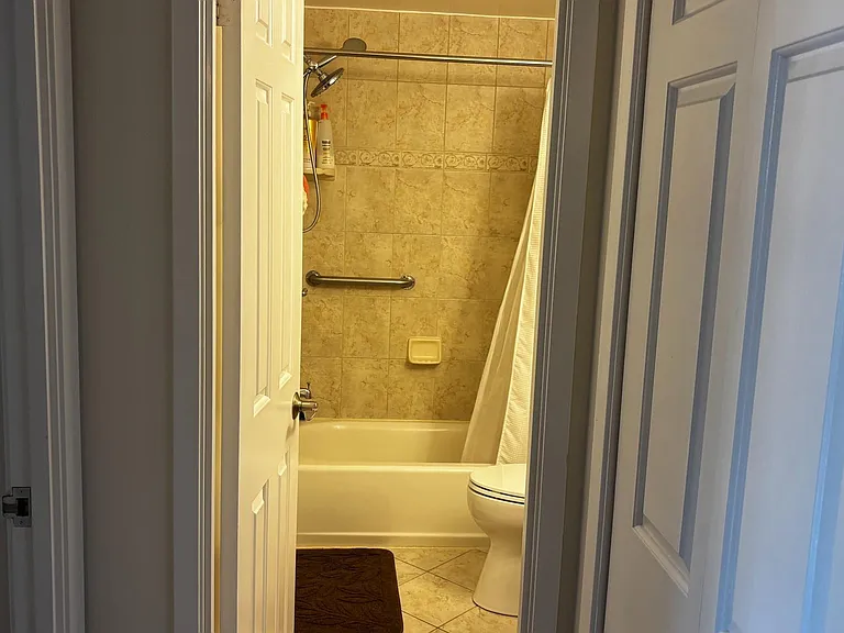 4801 Fairmont Ave #313 — Photo 12