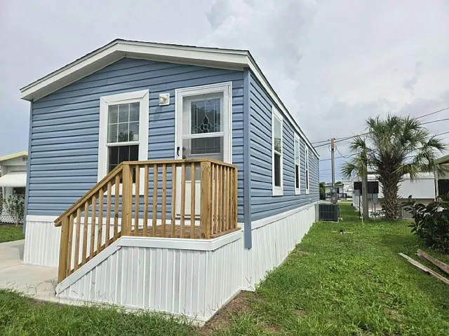 5611 Bayshore Rd #82 — Photo 11