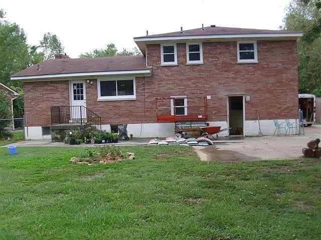 1668 Almara Circle — Photo 2