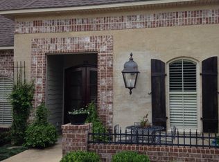 106 Sol Parker Dr, Philadelphia, MS 39350