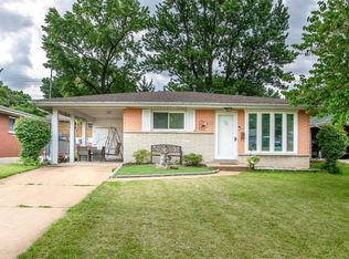 816 Mark Sharon Ct, Saint Louis, MO 63125