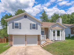 308 W Sierra Dr, Raymore, MO 64083