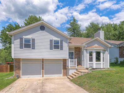 308 W Sierra Dr, Raymore, MO, 64083