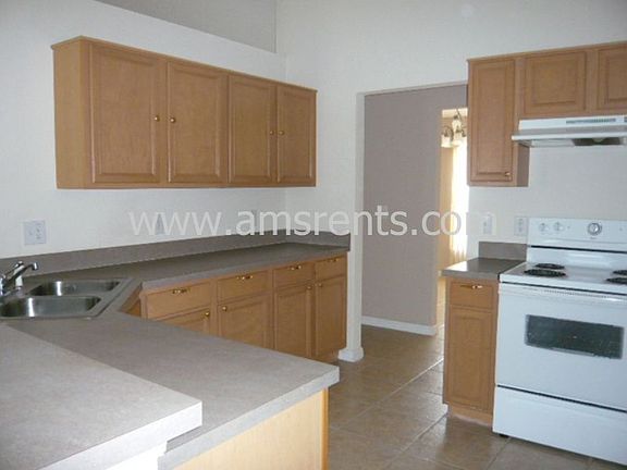 3rd image of 509 Kingfisher Dr