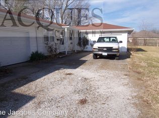 1625 W Dale St, Springfield, MO 65803