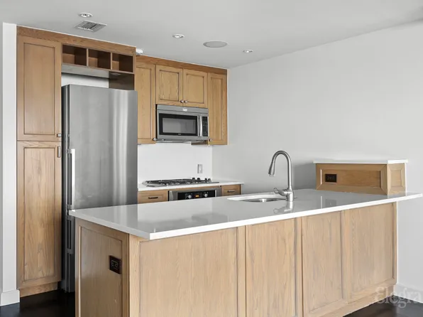 333 Rector Place image 6 of 24