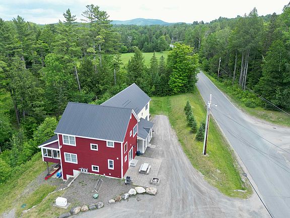 3rd image of 1089 Mountain Road #C2