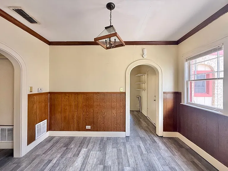 418 S Spring Ave — Photo 5