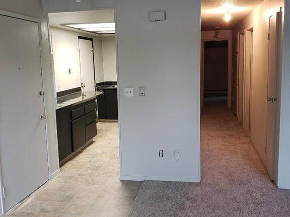 5th image of 5623 S Cheyenne St