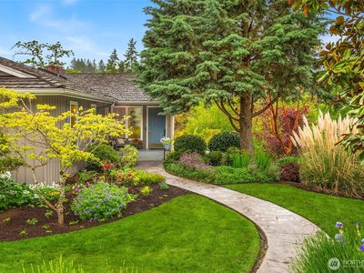7915 SE 34th Street, Mercer Island, WA, 98040