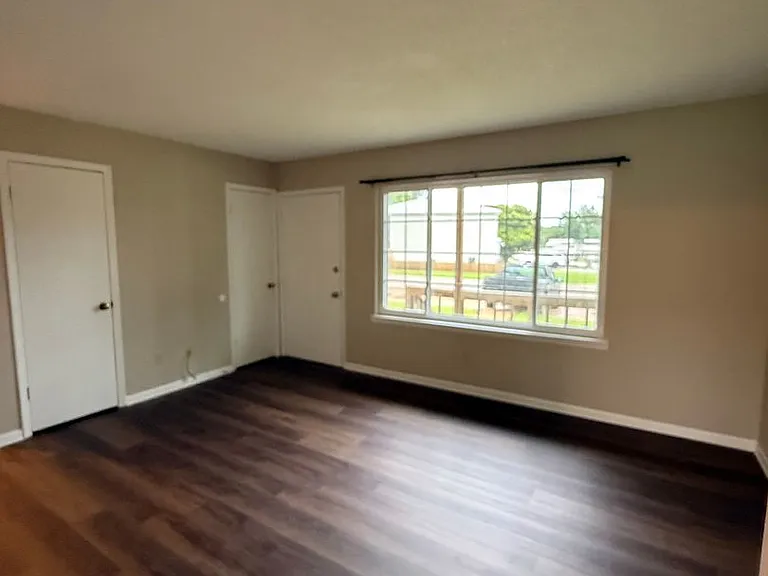 205 Glenwood Ln #1 — Photo 5