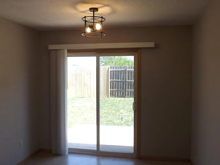 11522 E Lewis St #A — Photo 9