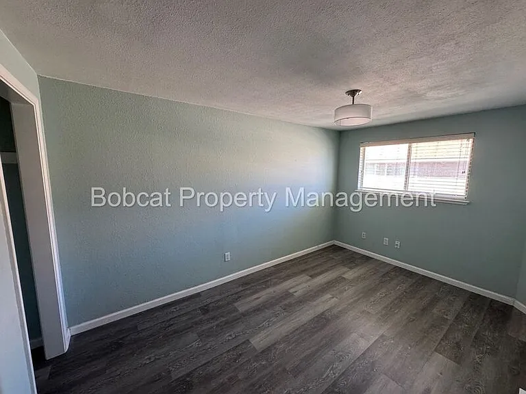 1330 Ashby Ct — Photo 16