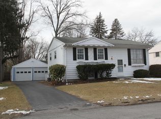 19 Kalina Dr, Saugerties, NY 12477