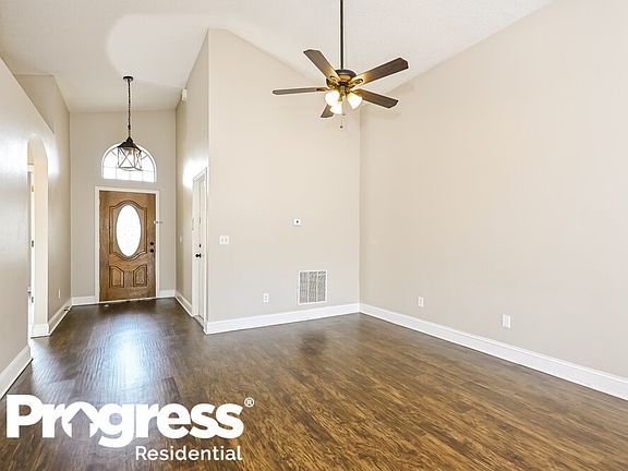 3rd image of 5821 Rywood Dr