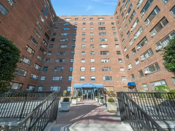 6515 Boulevard E #811, West New York, NJ 07093