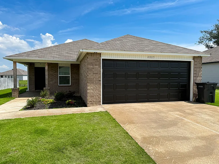 4805 Prospector Dr — Photo 1