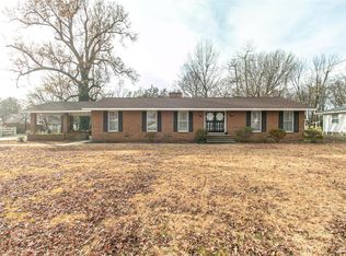 35039 County Road 229, Campbell, MO 63933