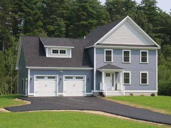 4 Bryson Lane, Lee, NH 03861