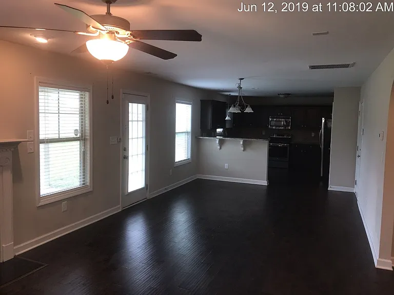 124 Sorrel Ct — Photo 8