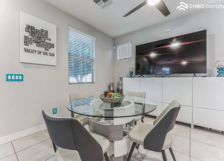 3713 E Robert St — Photo 8