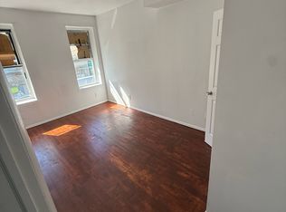 290 Smith St #1, Perth Amboy, NJ 08861