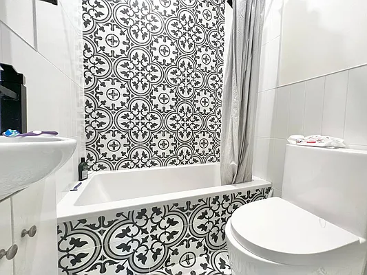 Rented by Doorway NYC, LLC | media 33