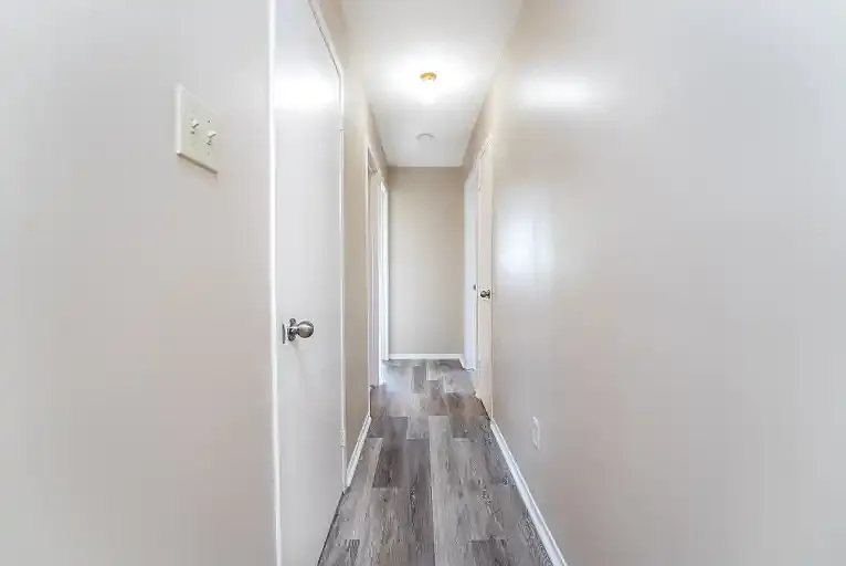 2444 Cleroux Cres #1 — Photo 11