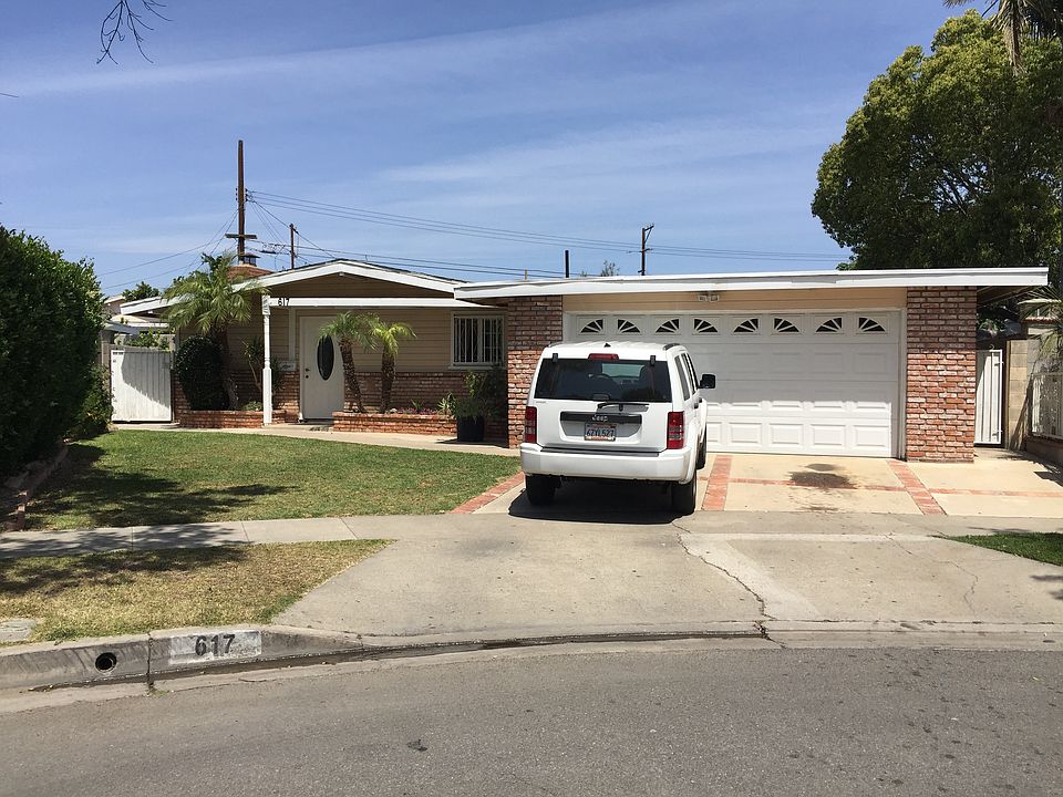 1st image of 617 E Russell Ave