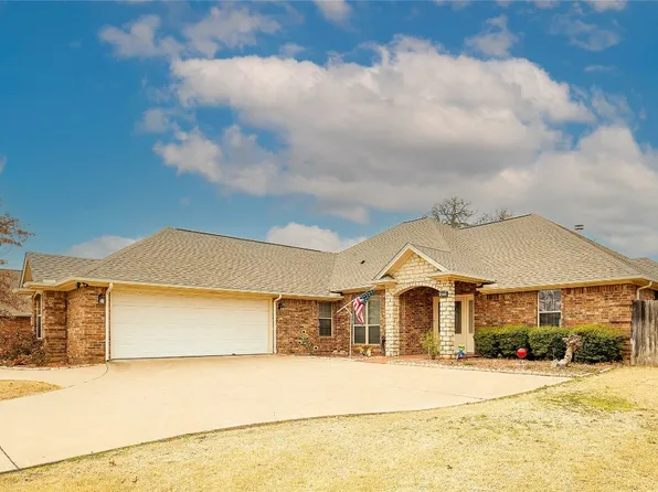 6408 Circo Dr, Granbury, TX 76049
