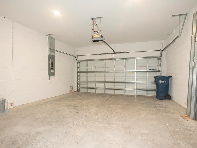 3006 Duomo Ct — Photo 40