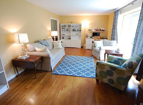 3rd image of 1705 Careybrook Dr