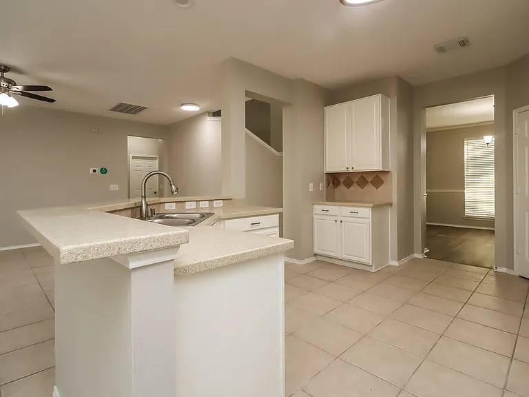 11003 Sentry Ct — Photo 10