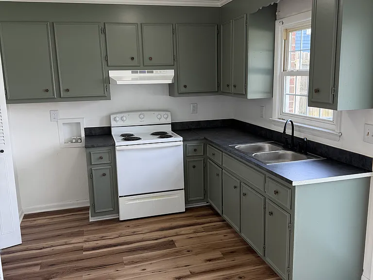 2507 Wise St #B — Photo 3