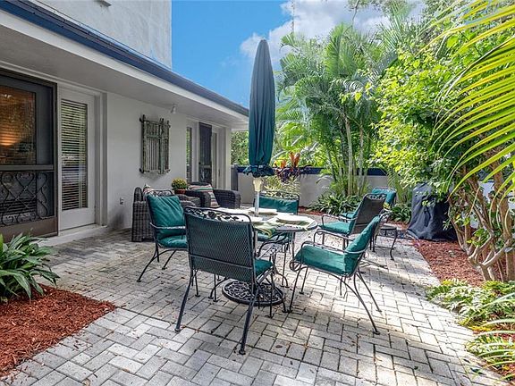 3rd image of 1689 Watermark Cir NE