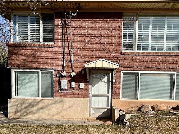 4th image of 2432 E Wilson Ave Unit B