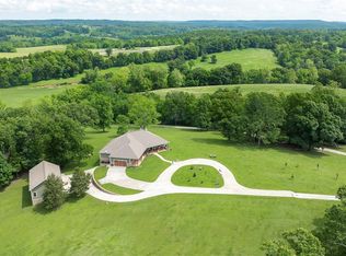 17530 Ellis Crossing Rd, Garfield, AR 72732