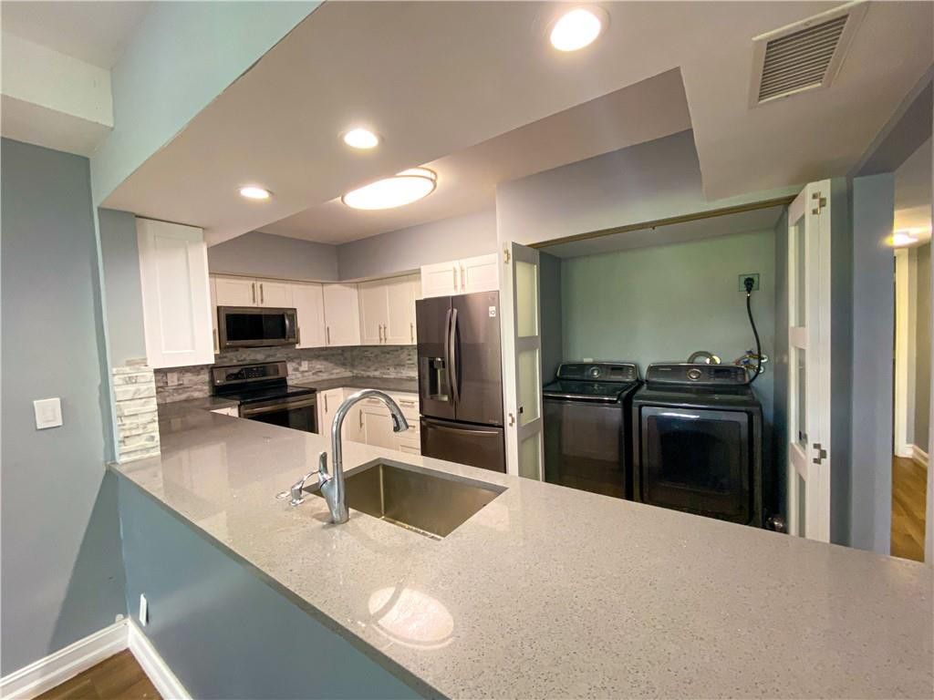 3900 Oaks Clubhouse Dr APT 106, photo 9