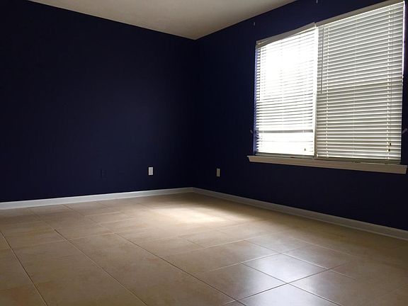 3rd image of 363 Wilson Green Blvd
