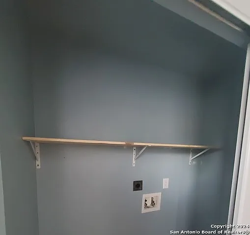 783 Clearview Dr — Photo 15