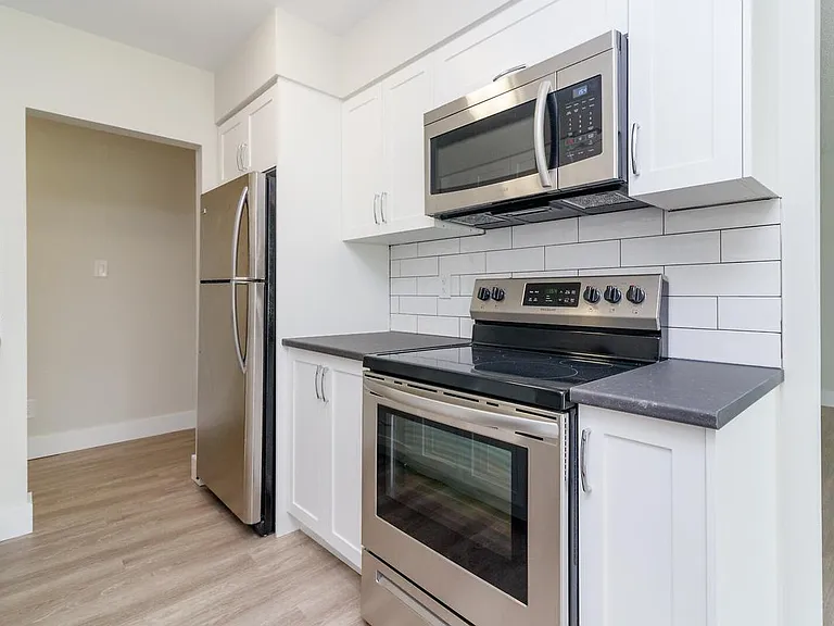 149 Wakesiah Ave — Photo 6