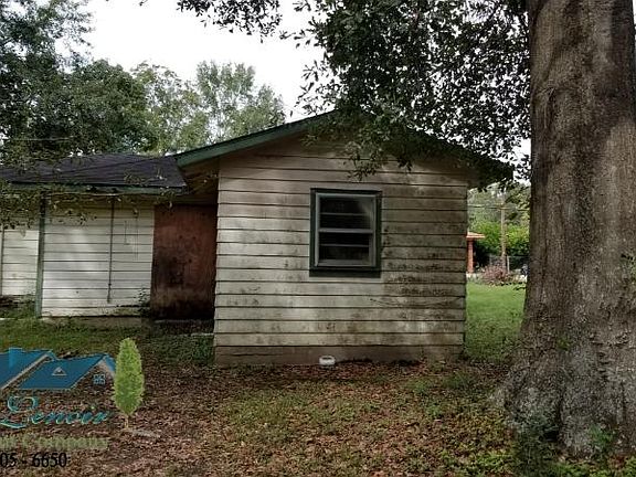 2nd image of 507 NE Railroad Ave